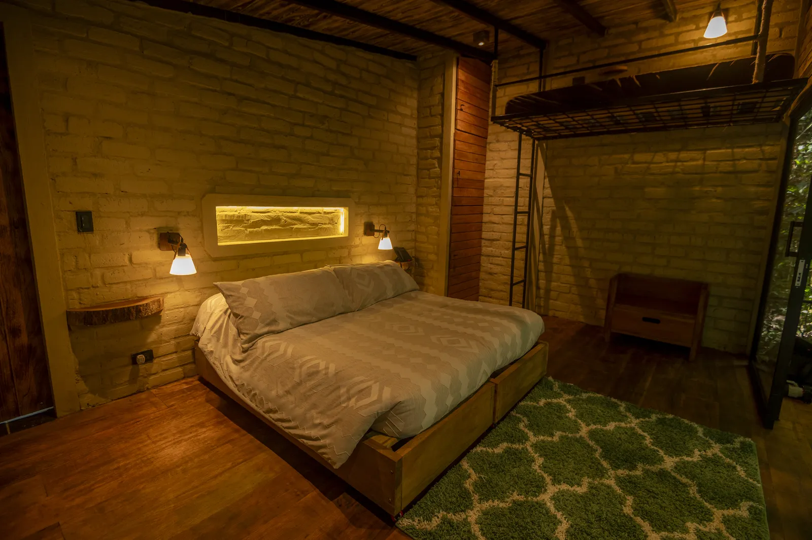 Suites y Deluxe: Lujo y Exclusividad en la Selva Amazónica